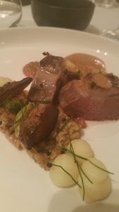 lam, eekhoorntjesbrood, spelt en mosterdsaus én lamsstoof